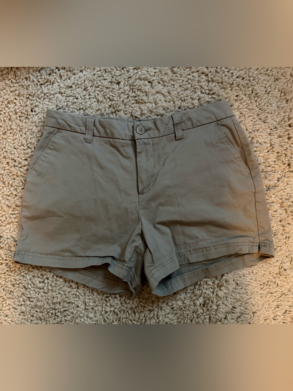 Magellan Outdoors Women's Khaki/Taupe Chino Shorts